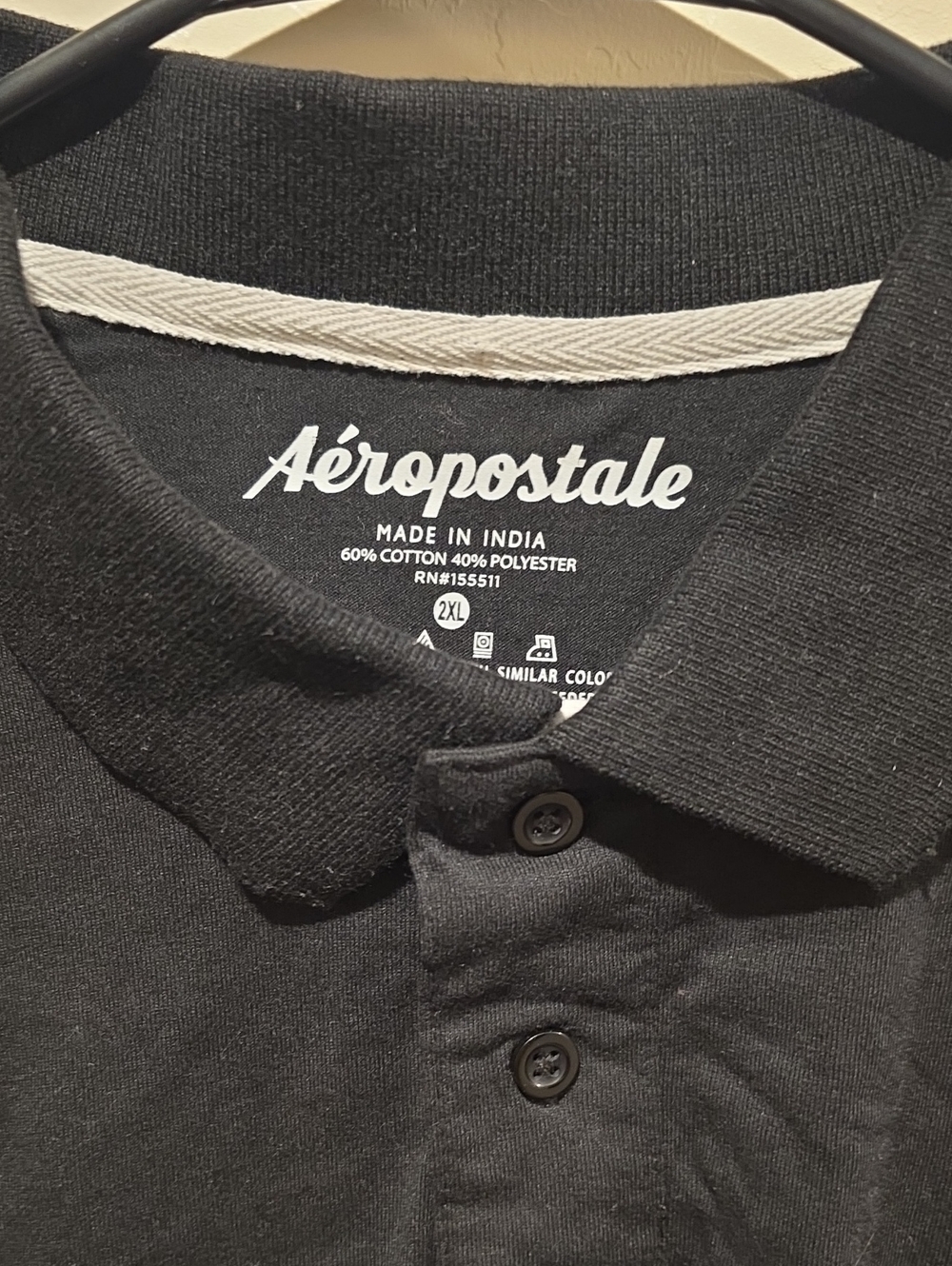 Aeropostale Black T-Shirt with Branded Tag - Picture 6 of 7